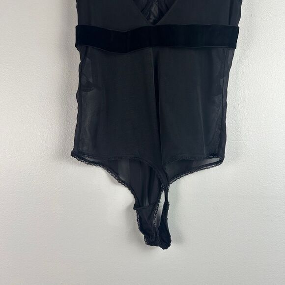 La Perla Silk Bodysuit with Lace and Velvet Detail size 2 (34 US) - Picture 5 of 11